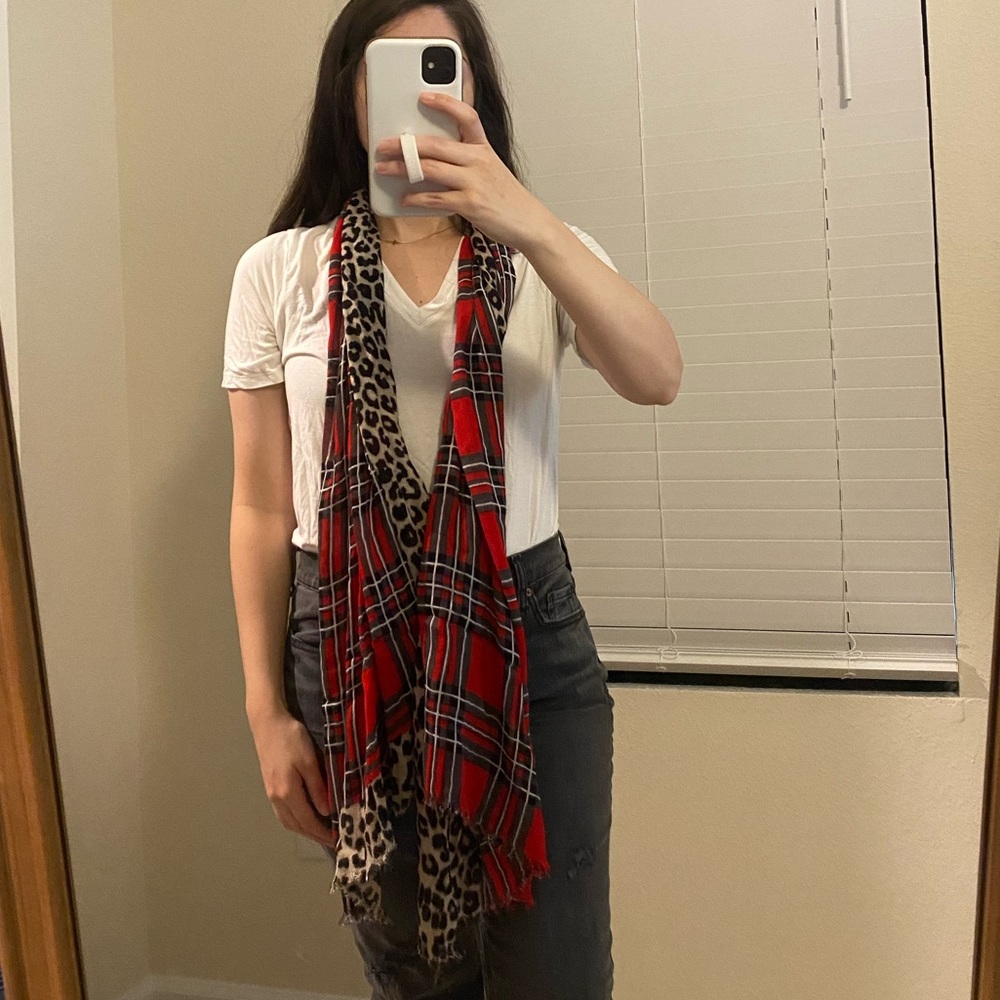 Express scarf